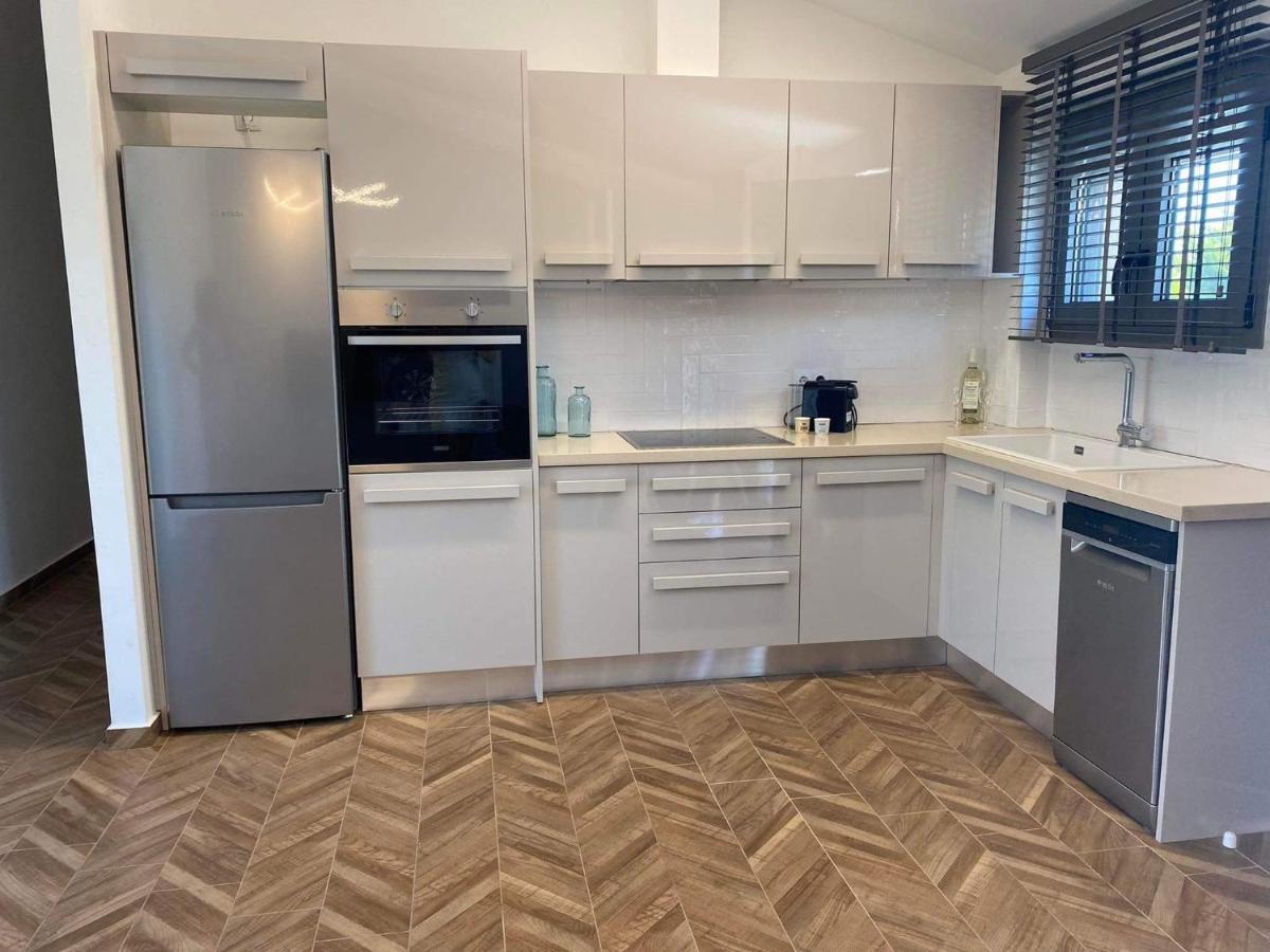 Marble Luxury Suites Karterósz Kültér fotó