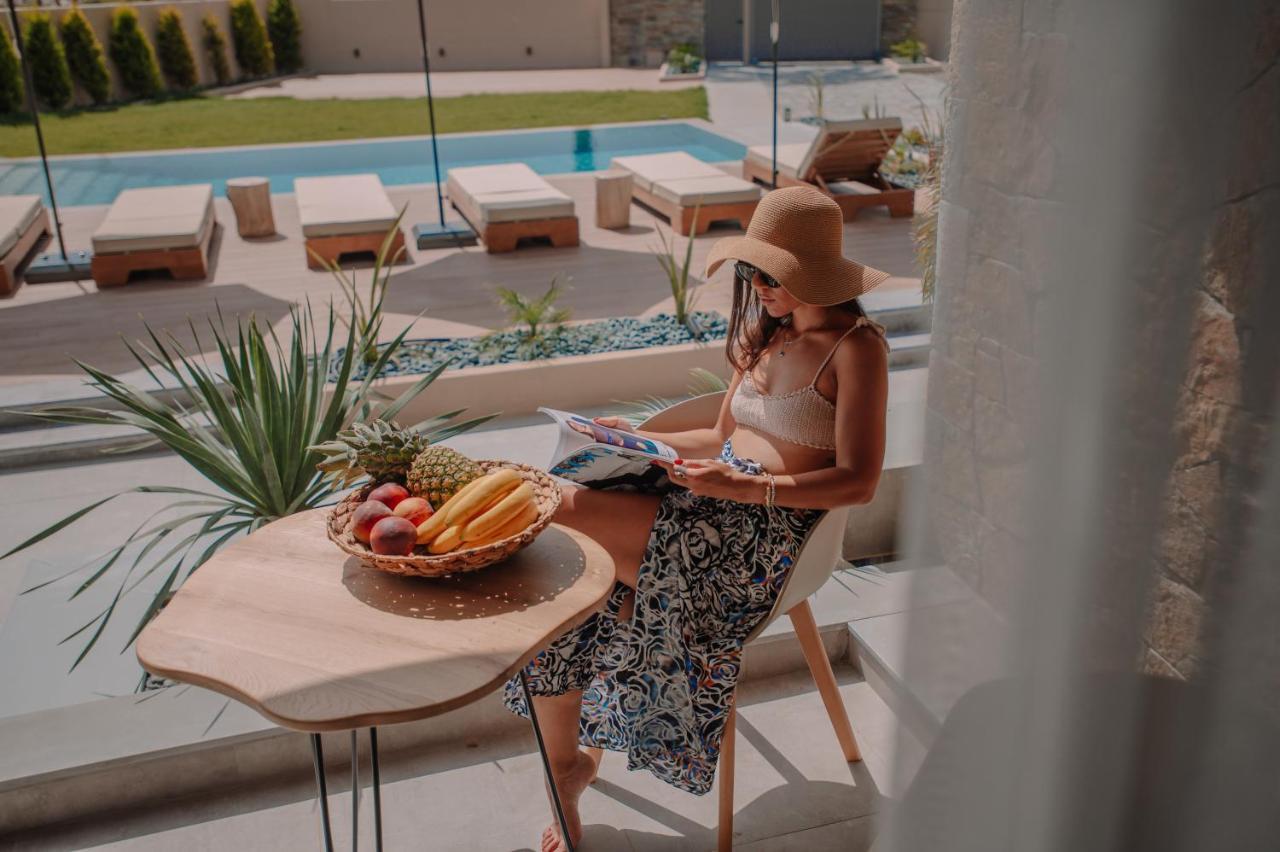 Marble Luxury Suites Karterósz Kültér fotó