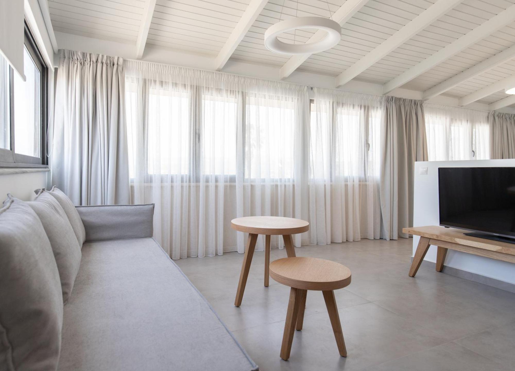 Marble Luxury Suites Karterósz Kültér fotó