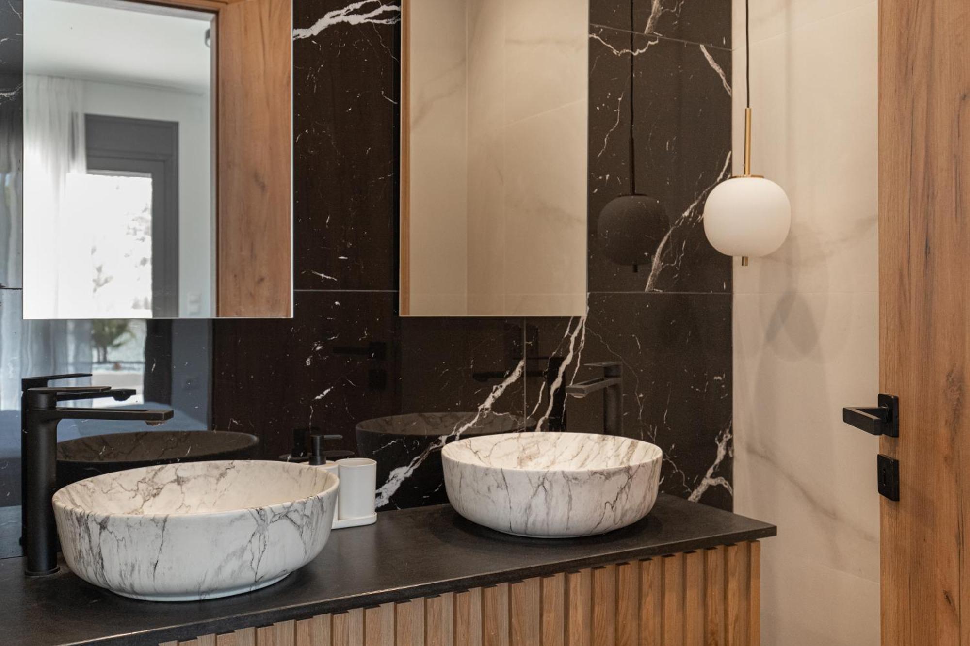 Marble Luxury Suites Karterósz Szoba fotó